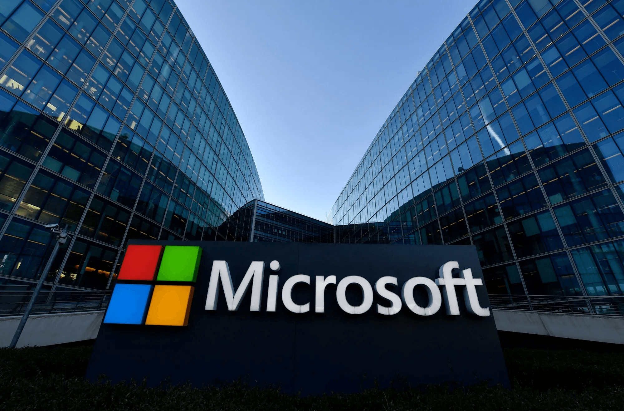 How to Trade Microsoft (MSFT) Stock & Futures in 2026: Complete Guide for Traders